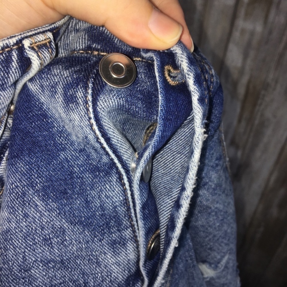 Wild Fable High Rise Cutoff Denim Distressed Shorts - Picture 5 of 6